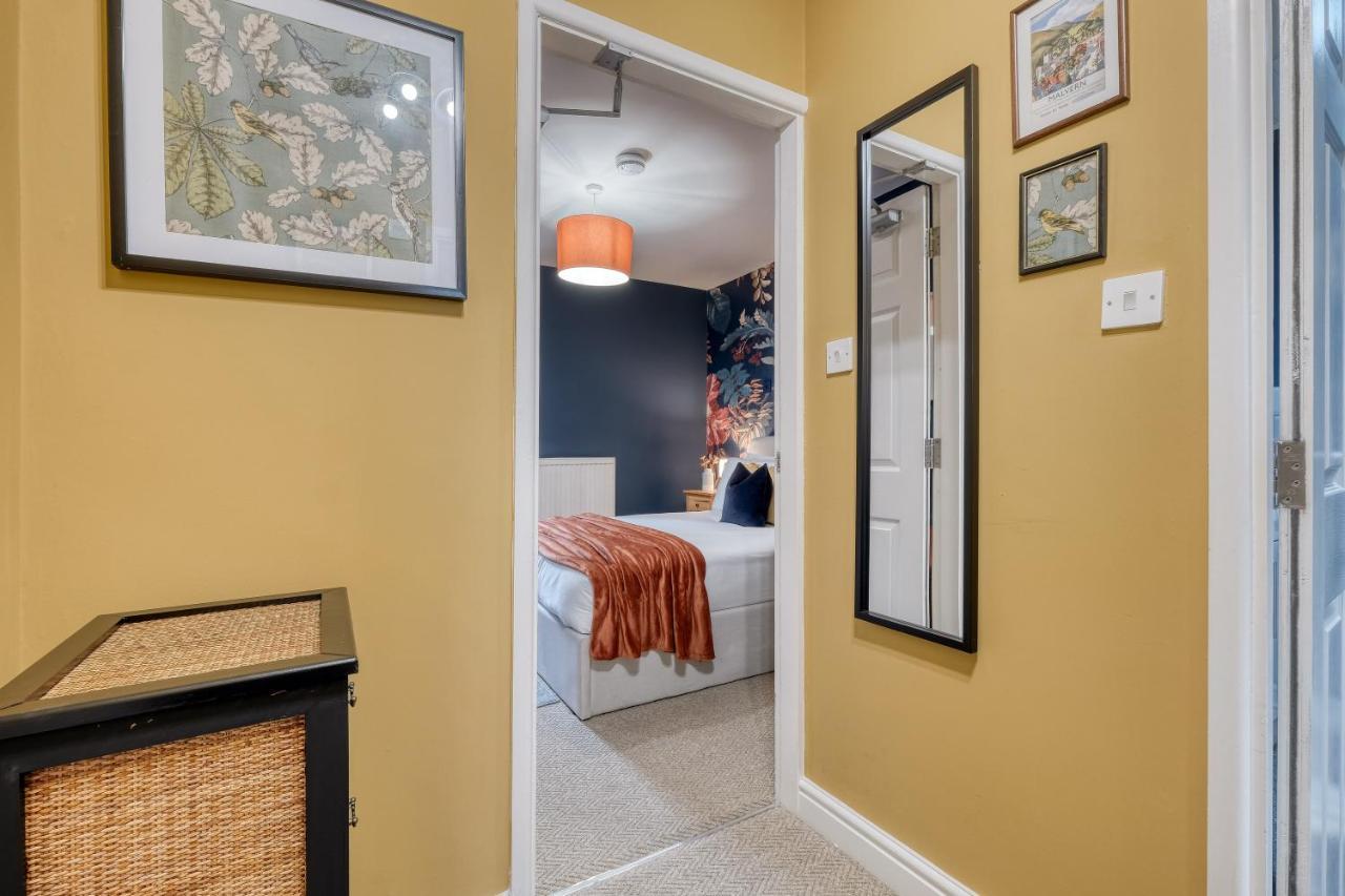Malvern Hills Rosa Rambler Suite Грейт Малвърн Екстериор снимка